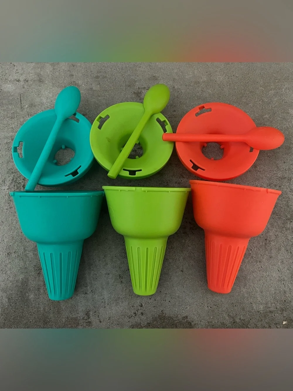 Pampered Chef Reusable Treat Cones & Spoons - Blue, Green, Orange